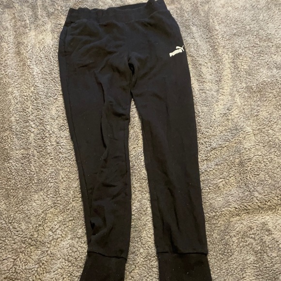 Puma Joggers - Picture 1 of 1